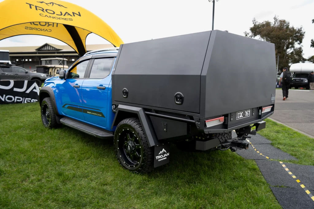 Blue Amarok with 1700 Service Body - Passenger Side