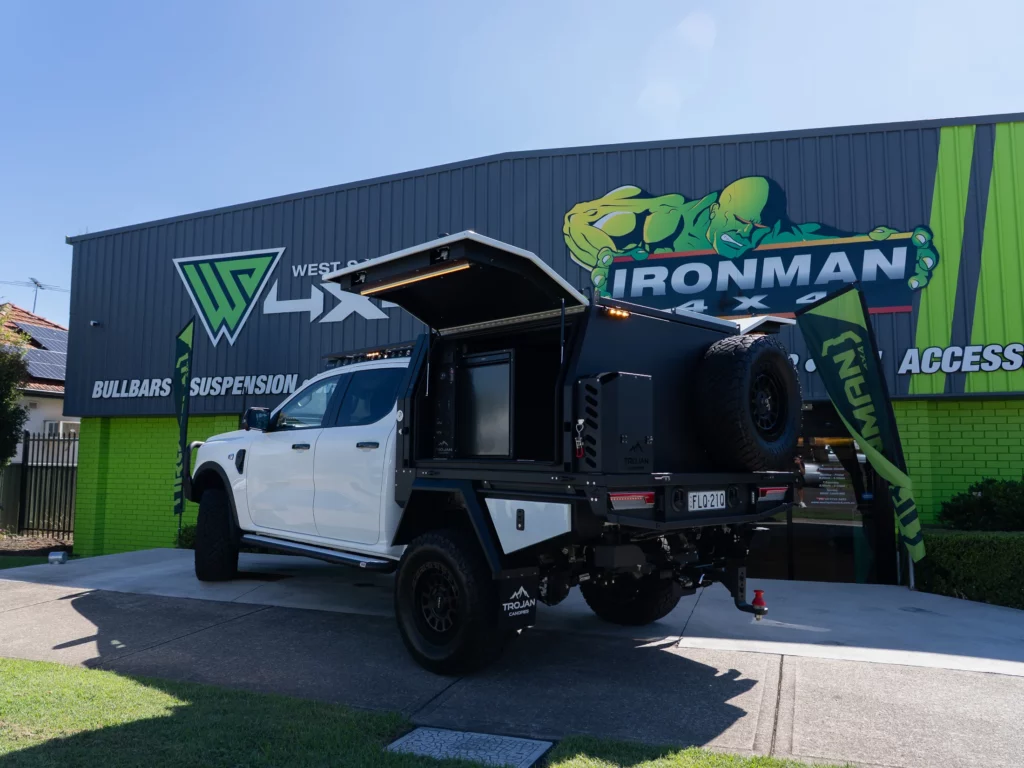 1400mm canopy on 1600mm Trojan Tray