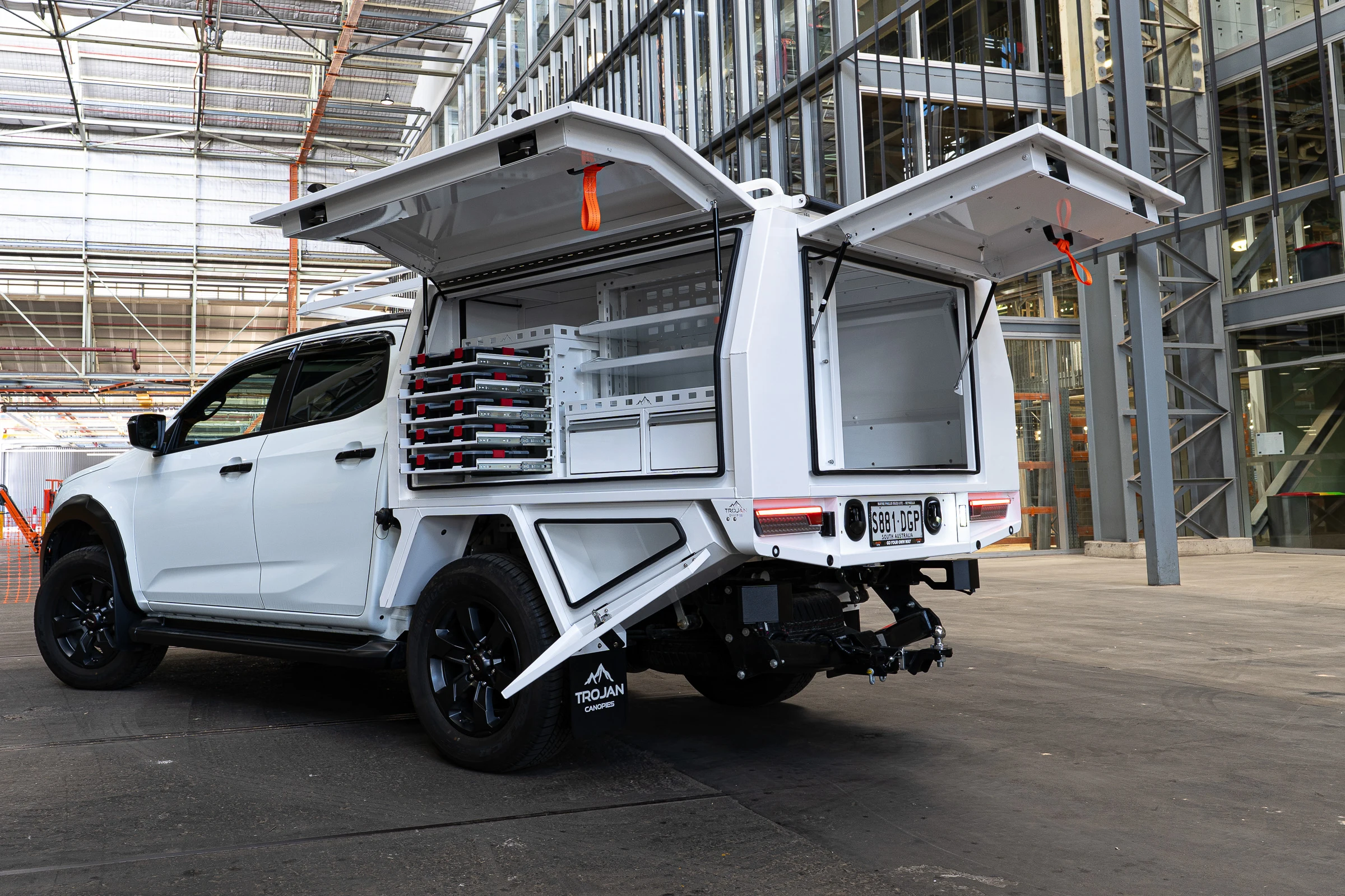 Chassis Mount Canopy Trade Body Passenger Side