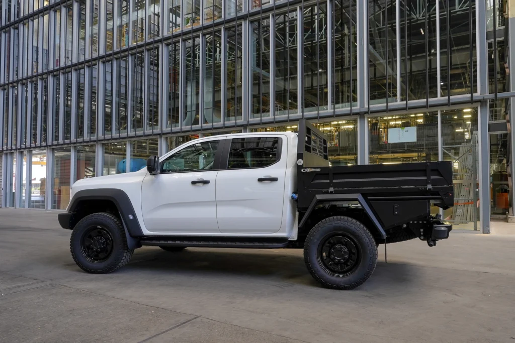 Side profile of Ford Ranger Super Duty with Trojan Canopies Tray