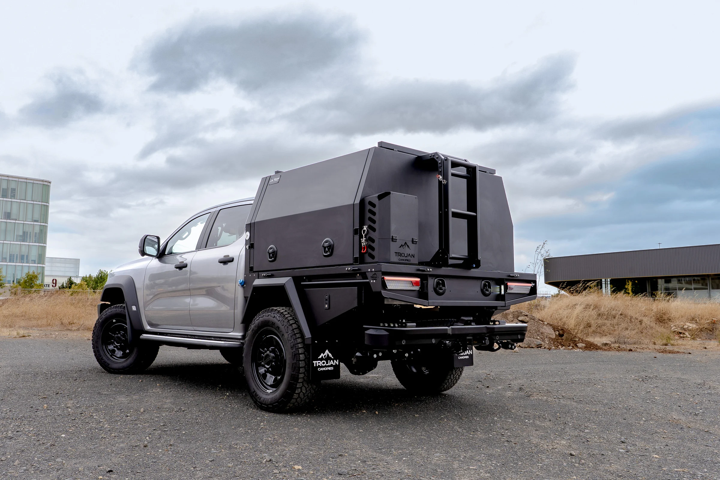 1600mm Tray 1400mm Canopy on Ford Ranger Super Duty rear